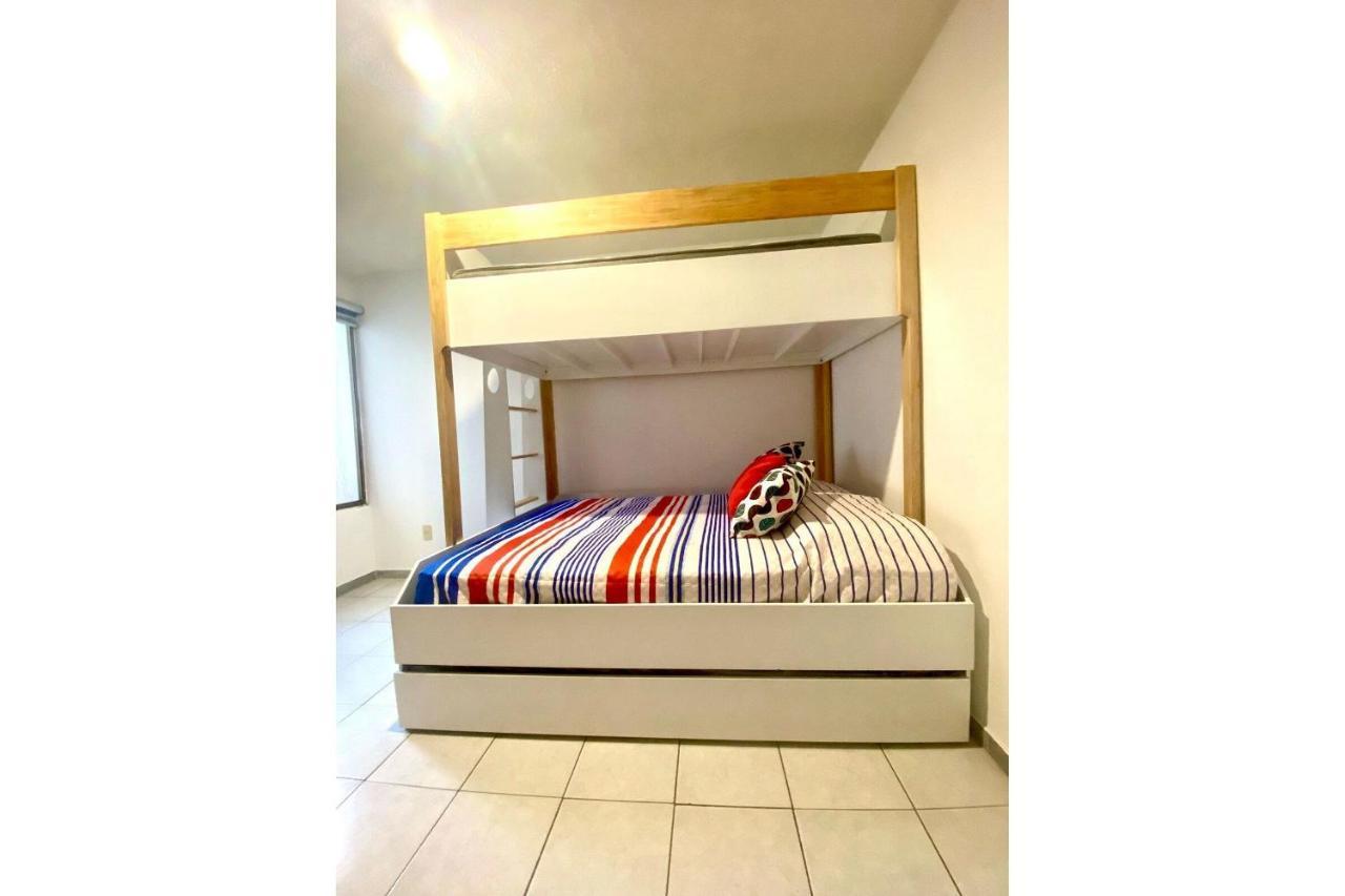 גואדלחארה Enorme. Piso Completo 100% Zona Expo, Primer Piso מראה חיצוני תמונה